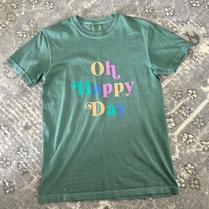 BRAND NEW VICI Collection graphic tee